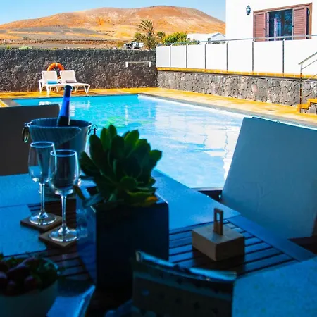 Casa Llanos Teseguite Vila